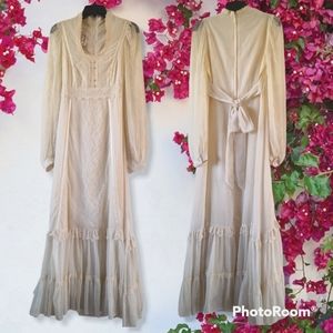 Vintage Gunne Sax Wedding Dress By Jessica McClintock